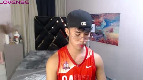 asiancum_peter online show from 15, 9, 2025