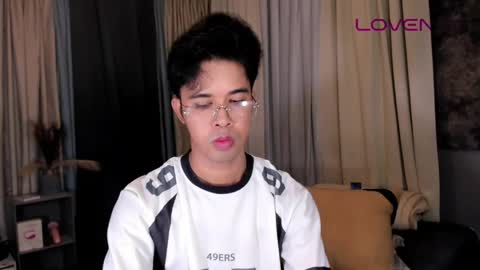 asiancum_peter online show from 29, 5, 2026