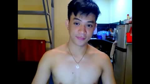 asiandreamboyx online show from 2, 4, 2026