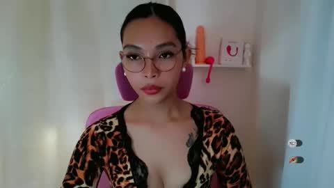 HI IM TAMIRA LOOKING FOR SERIOUS RELATIONSHIP online show from 18, 12, 2025