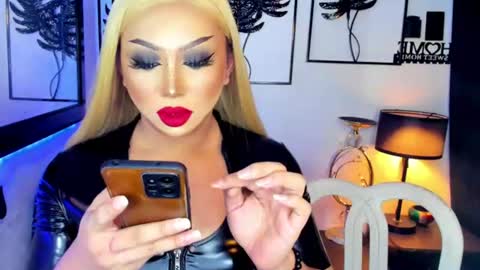 asianhugecockzabrina online show from 11, 6, 2026