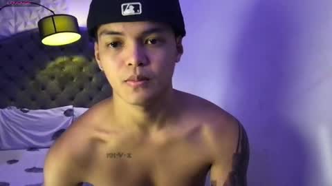 Snapshot of asianhugescott chatting on 10, 5, 2026 VICTORIA SCOTT online show from 10, 5, 2026