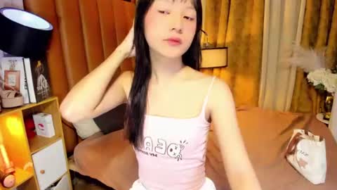 Snapshot of asiansbest_seductivehanni chatting on 2, 7, 2026 asiansbest_seductivehanni online show from 2, 7, 2026