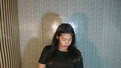 kisses online show from 19, 4, 2026