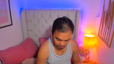 Snapshot of asianzero chatting on 8, 2, 2025 Zero online show from 8, 2, 2025