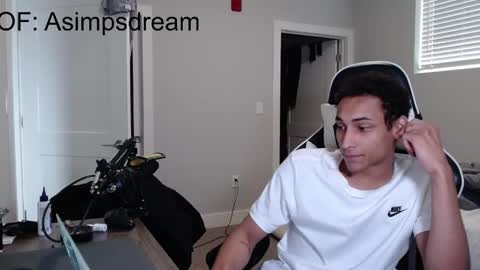 asimpsdream online show from 25, 4, 2026