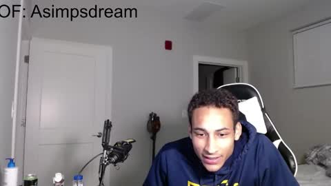 Snapshot of asimpsdream chatting on 31, 5, 2026 asimpsdream online show from 31, 5, 2026