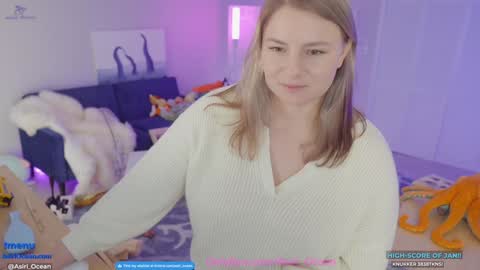 Asiri   pronounced Ah-siri Please no nicknames   3 online show from 23, 1, 2025