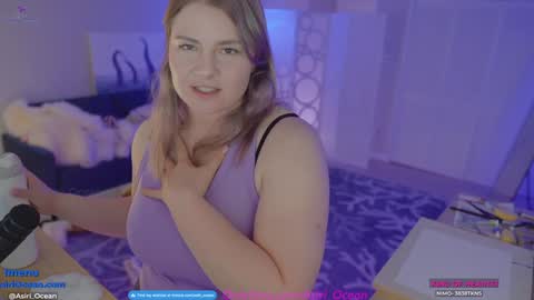 Asiri   pronounced Ah-siri Please no nicknames   3 online show from 4, 3, 2025