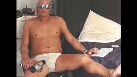 askil8802 online show from 17, 2, 2026