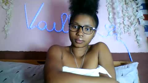 asmiraa online show from 7, 6, 2026