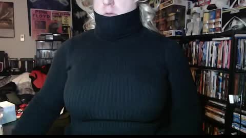 Snapshot of aspen_vale chatting on 6, 12, 2024 Aspen Vale online show from 6, 12, 2024