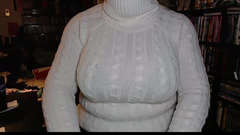 Snapshot of aspen_vale chatting on 1, 2, 2025 Aspen Vale online show from 1, 2, 2025