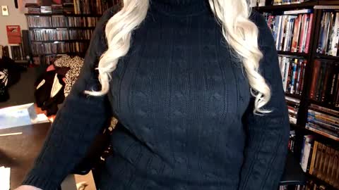 Snapshot of aspen_vale chatting on 7, 1, 2026 Aspen Vale online show from 7, 1, 2026