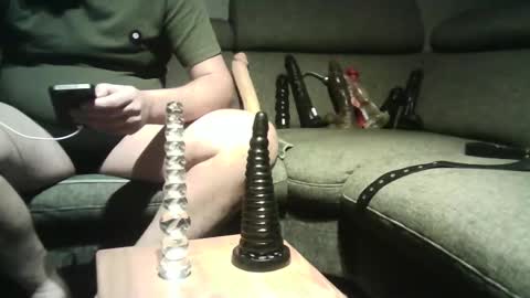 sissyslut online show from 31, 1, 2025