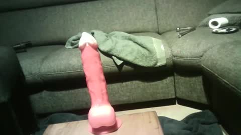 sissyslut online show from 3, 2, 2025