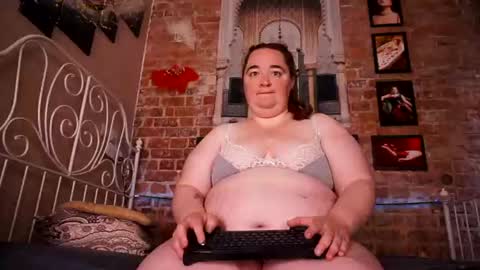 Snapshot of assgives chatting on 17, 6, 2026 Eva online show from 17, 6, 2026