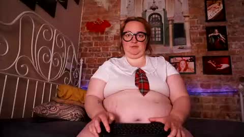 Snapshot of assgives chatting on 19, 6, 2026 Eva online show from 19, 6, 2026