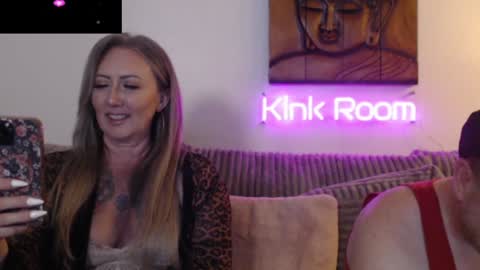 ASSleigh Abbott online show from 5, 2, 2025