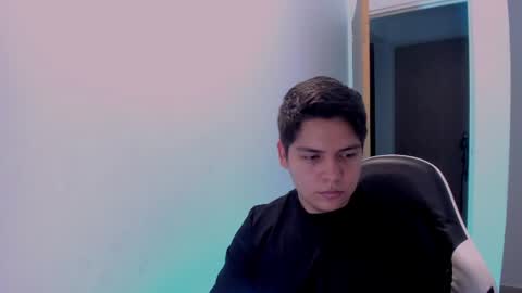 Snapshot of asta_kuro chatting on 4, 6, 2026 Asta Kuno online show from 4, 6, 2026
