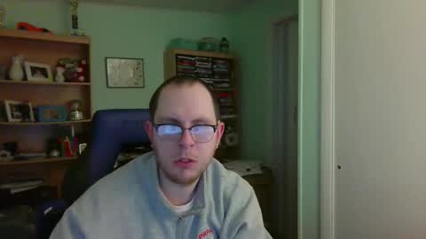 Snapshot of astg94 chatting on 3, 2, 2026 Andrew or Smiley Read the message in bold above the bio design for info on the situation. online show from 3, 2, 2026