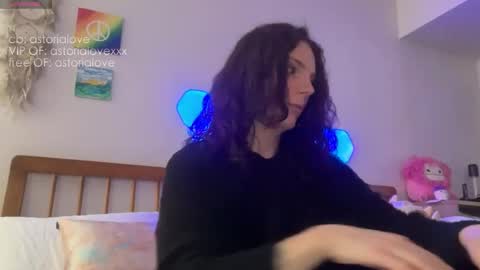 Snapshot of astorialove chatting on 4, 3, 2026 AstoriaLove online show from 4, 3, 2026