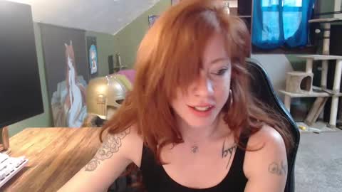 Snapshot of astraeasiren chatting on 3, 1, 2025 AstraeaSiren online show from 3, 1, 2025