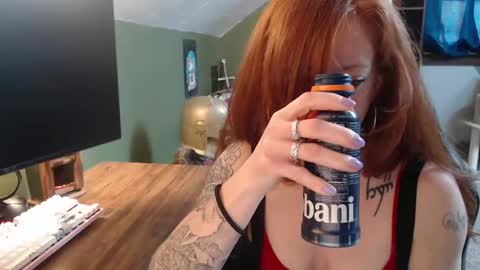 Snapshot of astraeasiren chatting on 14, 2, 2025 AstraeaSiren online show from 14, 2, 2025