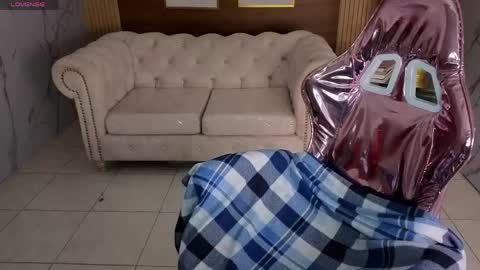 astrid1_s online show from 23, 4, 2026