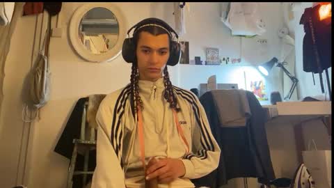 Snapshot of astrodoll chatting on 9, 1, 2025 Astro Doll online show from 9, 1, 2025