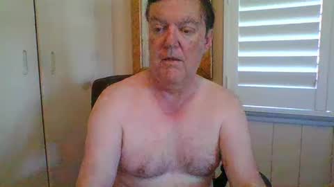 Snapshot of astute008 chatting on 30, 11, 2025 astute008 online show from 30, 11, 2025