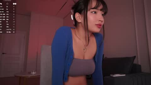 Asuna online show from 25, 4, 2026