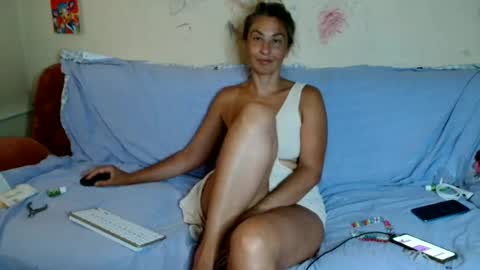 Snapshot of asyalu chatting on 4, 7, 2026 AsyaLu online show from 4, 7, 2026