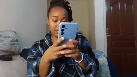 atara_seren online show from 8, 6, 2026