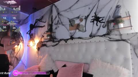 Snapshot of atenea_klett_ chatting on 18, 10, 2025 ATENEA online show from 18, 10, 2025