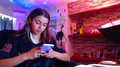 Atenea online show from 3, 3, 2025