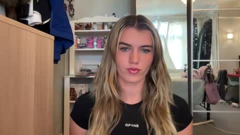 athena online show from 29, 7, 2026