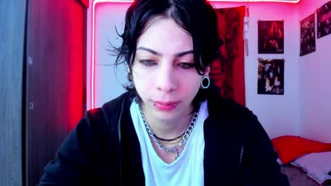 Snapshot of atheneoo_ chatting on 4, 1, 2025 athenauwu online show from 4, 1, 2025