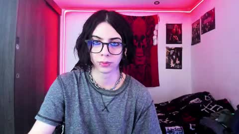 Snapshot of atheneoo_ chatting on 13, 9, 2025 athenauwu online show from 13, 9, 2025