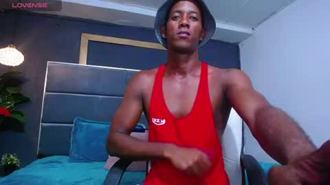 Snapshot of athleticbig_cock chatting on 8, 7, 2026 ATHLETIC COCK online show from 8, 7, 2026