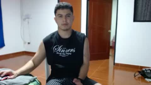 Snapshot of athleticboy2026 chatting on 23, 11, 2025 Robin online show from 23, 11, 2025