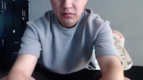 Snapshot of athleticboy2026 chatting on 6, 1, 2026 Robin online show from 6, 1, 2026