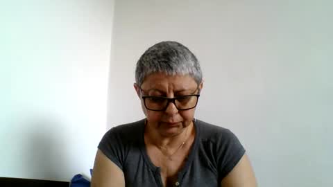 Snapshot of atikaarea chatting on 8, 5, 2026 atikaarea online show from 8, 5, 2026