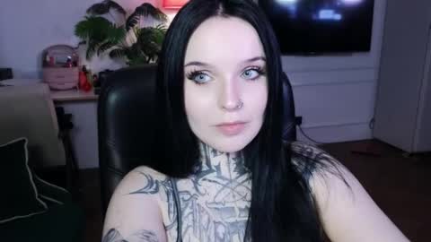 online every day between 10am-23pm online show from 4, 6, 2026