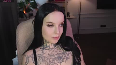 online every day between 10am-23pm online show from 25, 6, 2026