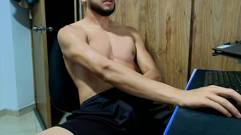 Snapshot of atorres21 chatting on 21, 6, 2026 Torres online show from 21, 6, 2026