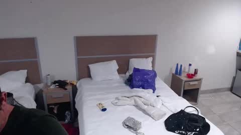 Snapshot of atreatforyou_86 chatting on 12, 11, 2025 atreatforyou_86 online show from 12, 11, 2025