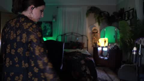 Audrey online show from 15, 9, 2025