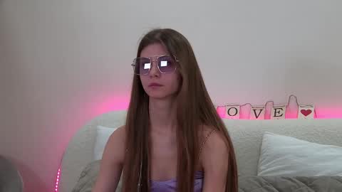 Audrey online show from 18, 2, 2025