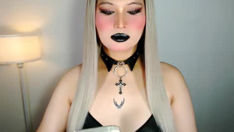 Audrey online show from 27, 3, 2026